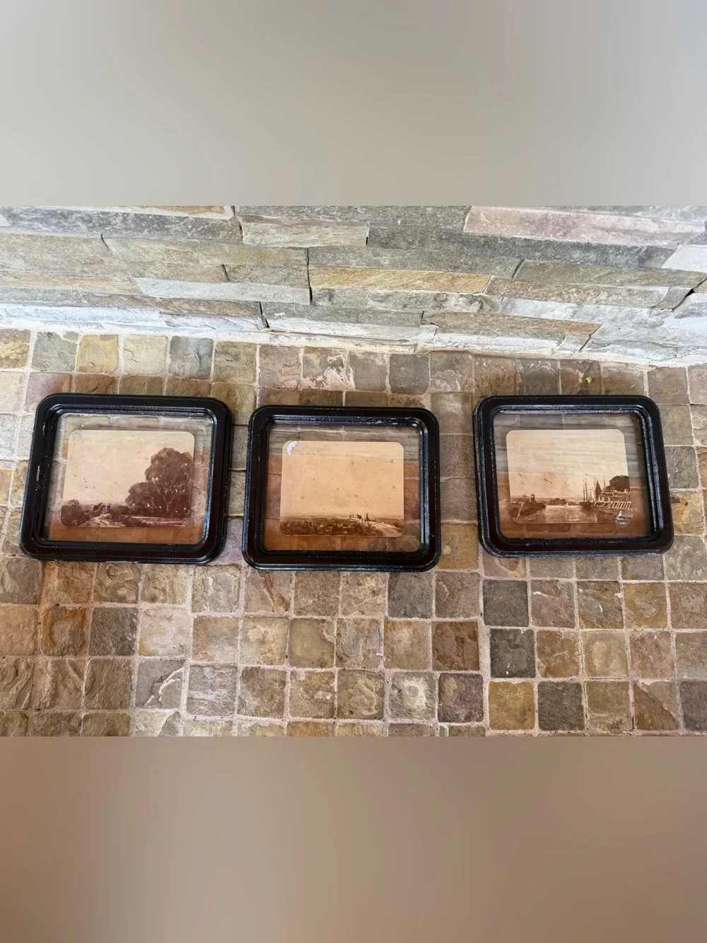 Black Rustic Floating landscape Glass Picture Frame - Home Accents